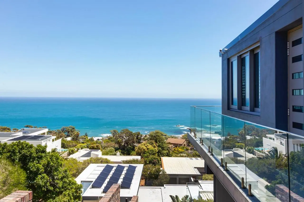 Solar Powered Camps Bay Sea View Apartment Cape Town