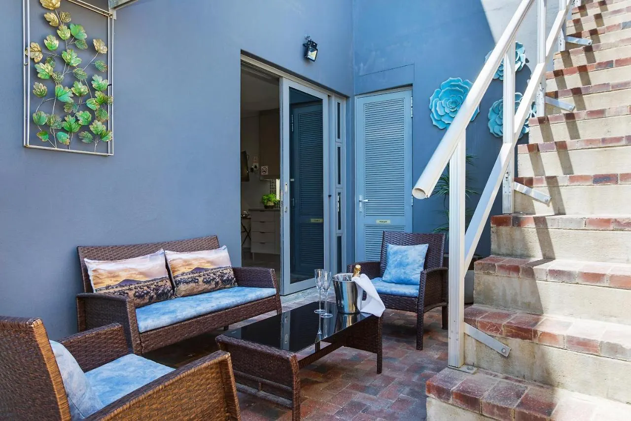 Solar Powered Camps Bay Sea View Apartment Cape Town